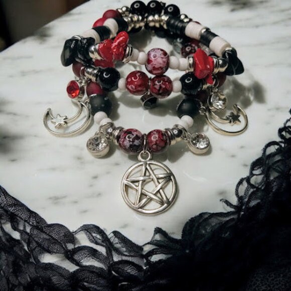 Triple Moon Goddess Bracelet - Picture 1 of 6